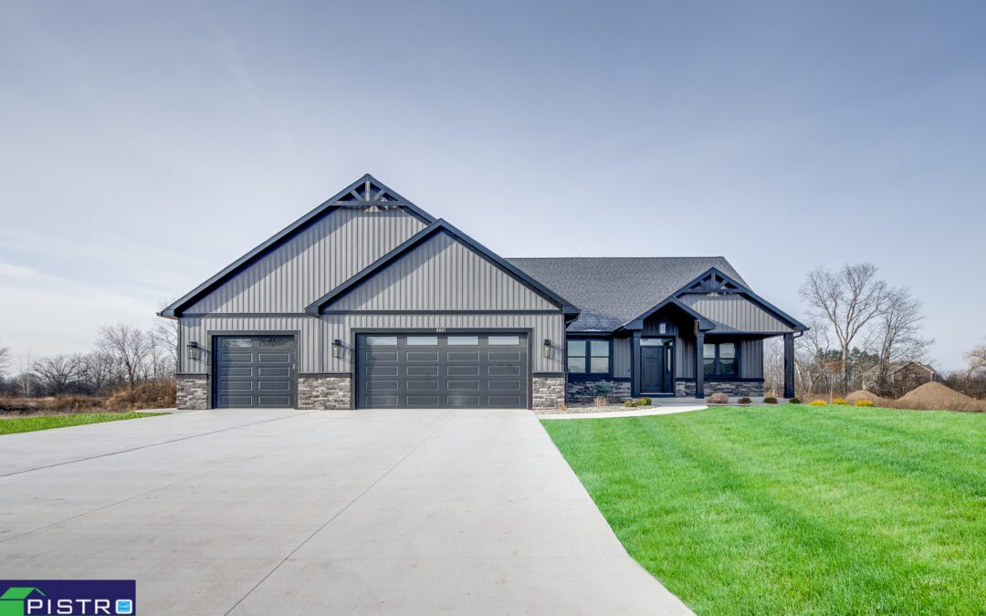 Exploring the Benefits of Hiring Licensed and Insured Builders in Bay City, MI